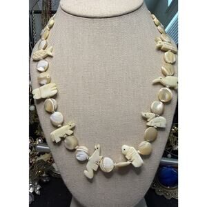 Zuni-style fetish necklace Mother Of Pearl And Bone 20”
